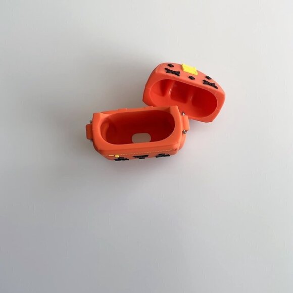 3D BAG AIRPODS CASE  KEYCHAIN METAL STRAP DESIGNED F APPLE AIRPOD - Picture 5 of 9